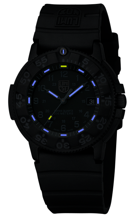 LUMINOX 3001 Blackout  3000 SERIES約45×40×11mm