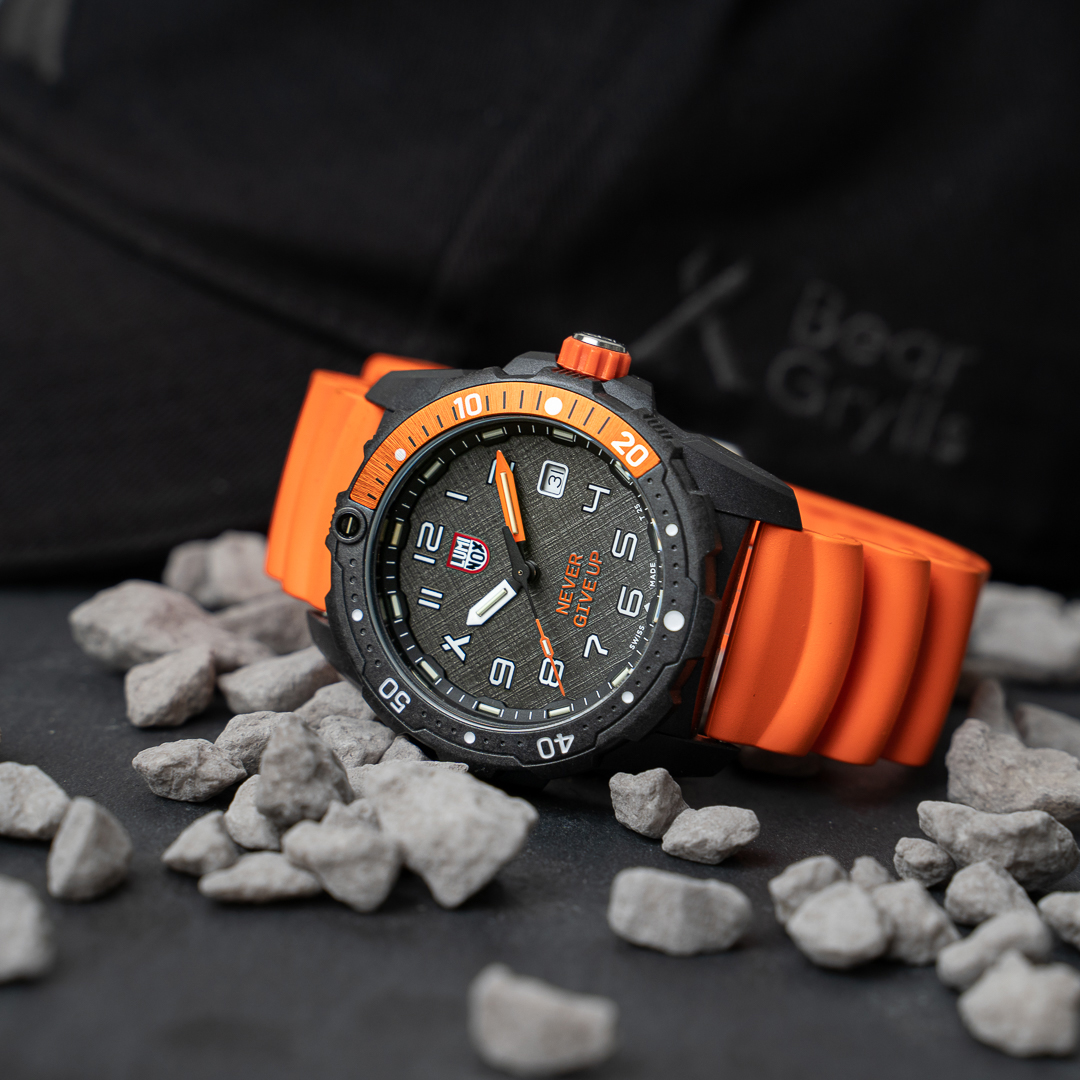 ルミノックス ベア・グリルス サバイバル 3720 シー シリーズ 腕時計 