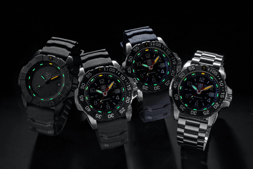 美品 ルミノックス 腕時計 NABY SEAL RSC 3250 シリーズ 3251.CBNSF.SET メンズクォーツ