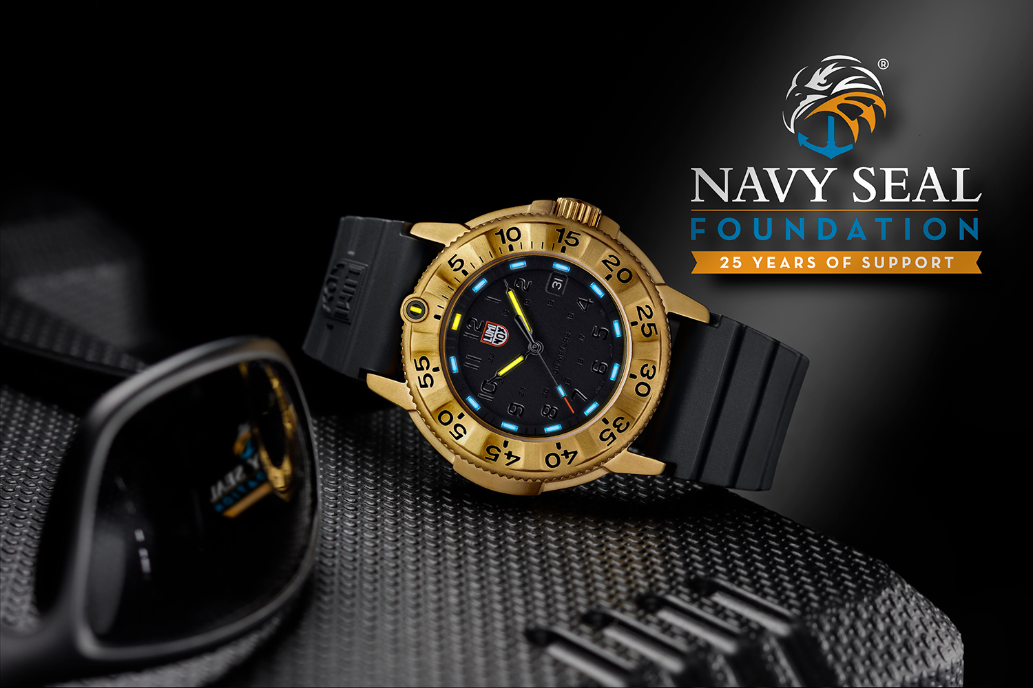 柔らかい 3200 FOUNDATION SEAL NAVY SERIES Luminox | Ref.3221.NSF 時計